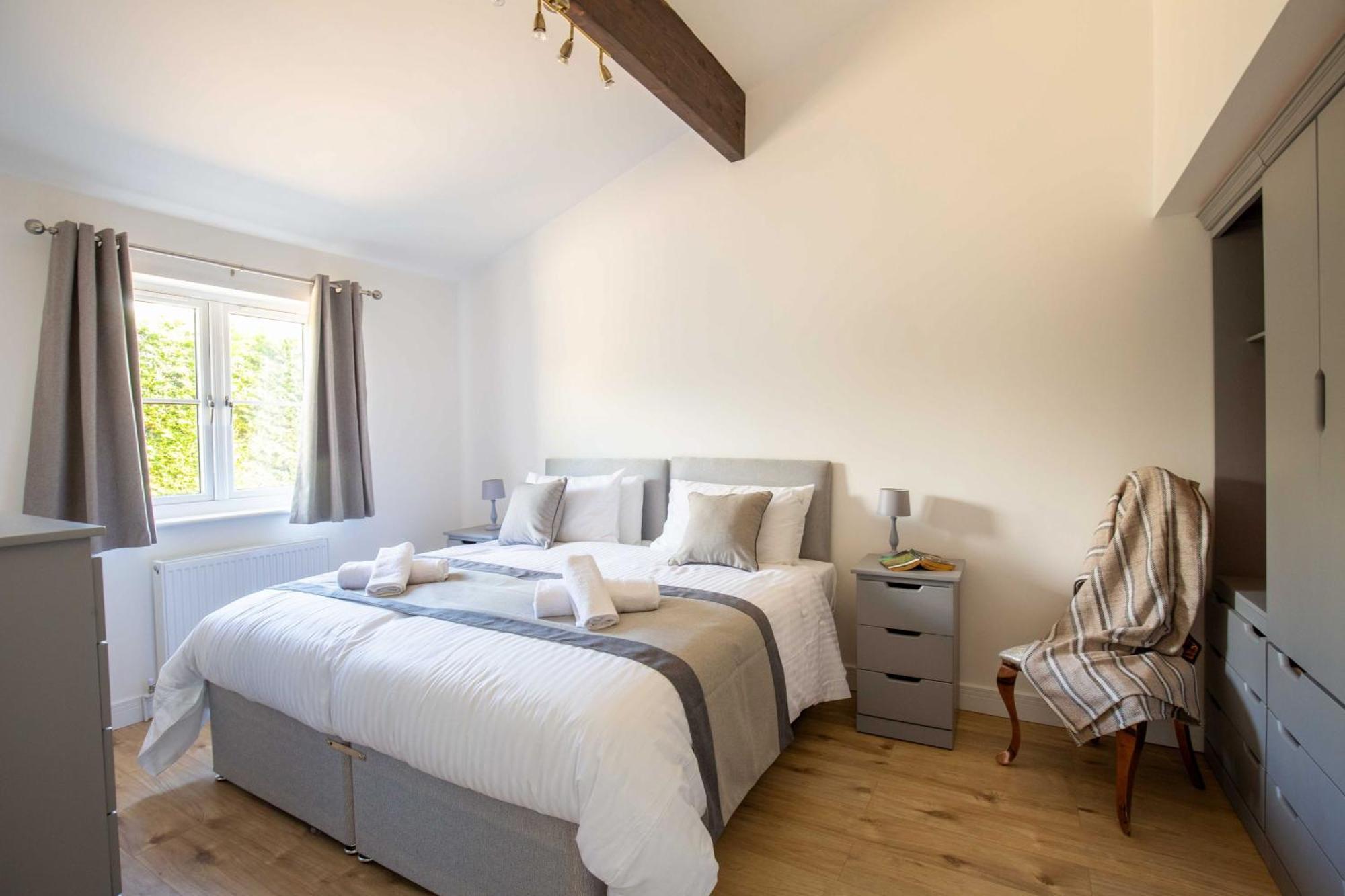 Ascot Cottage Сайренсестер Екстер'єр фото